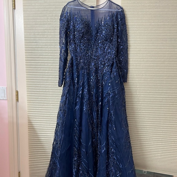 CATWALK Couture evening dress - Picture 2 of 4